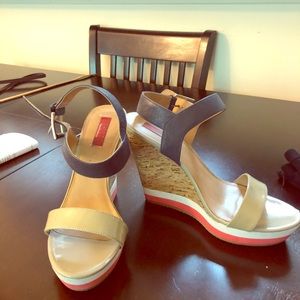 RED Saks Fifth Ave Sandal Sz 8